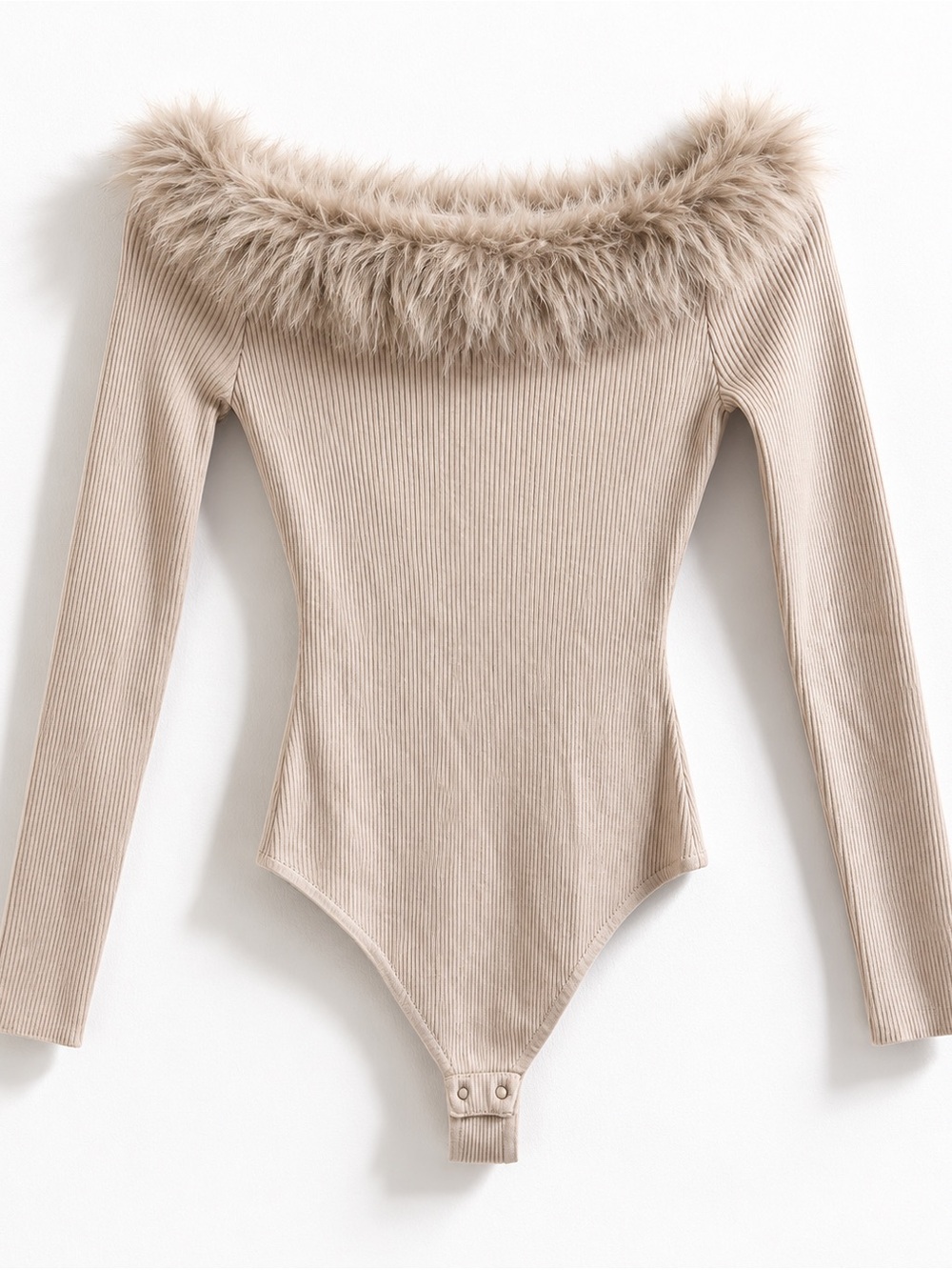 Sweet Rain Cream Ribbed Knit Top Bodysuit Faux Fur neckline Size S